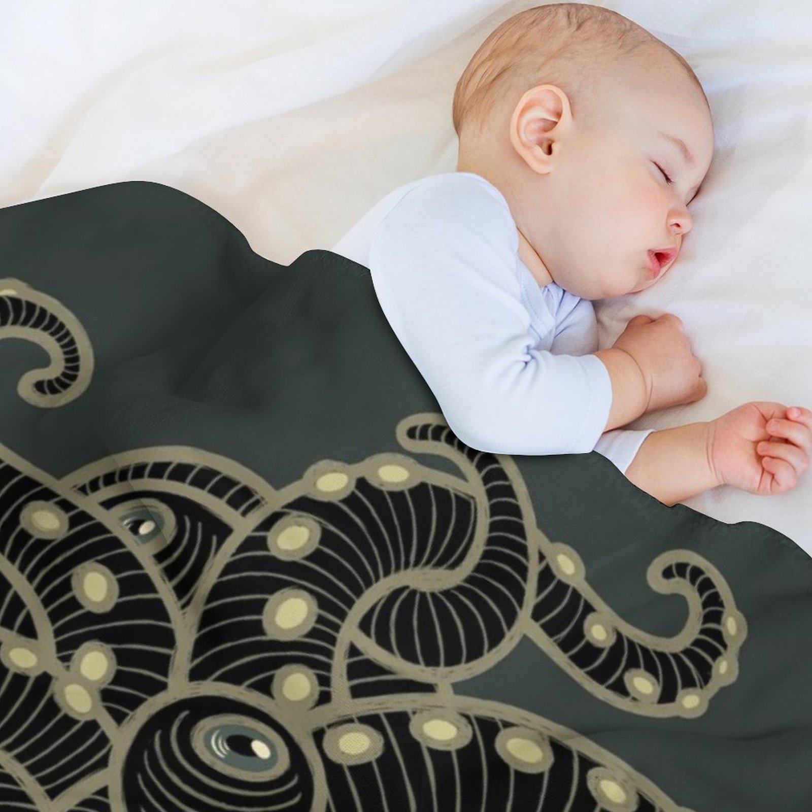 Coperta Decorativa Cthulhu Lif - Luxury Lifestyle Travel recensione e prezzo