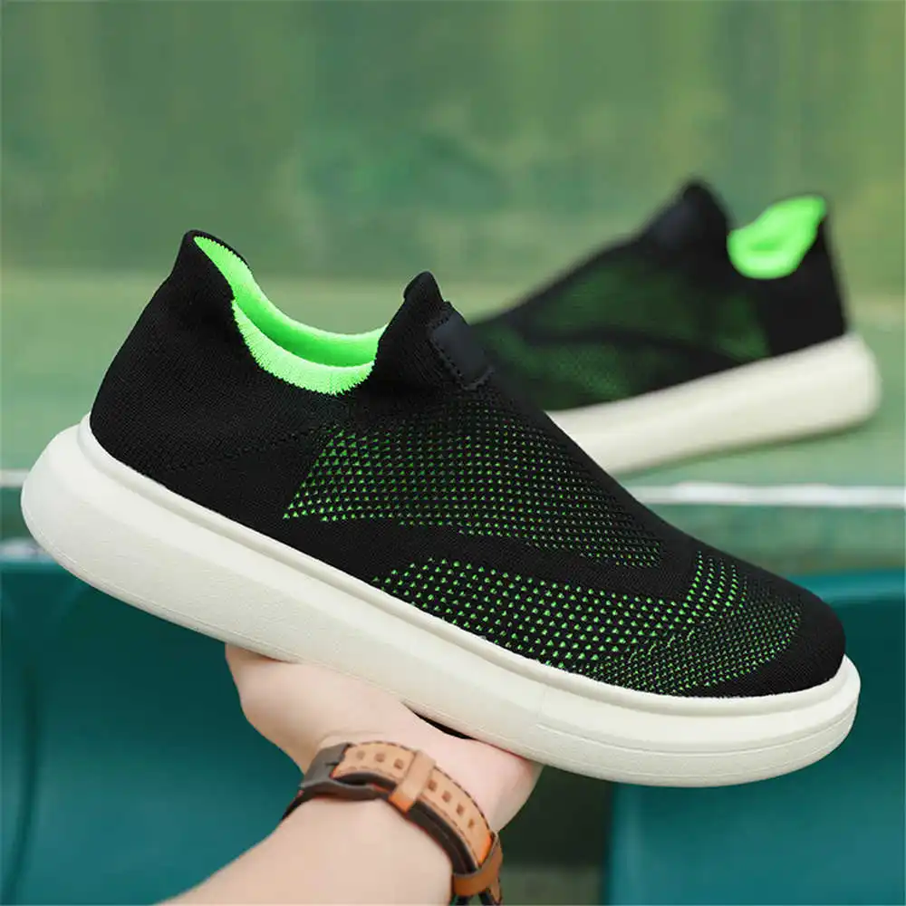 Calze con plateau scarpe marro - Luxury Lifestyle Lounge recensione e prezzo